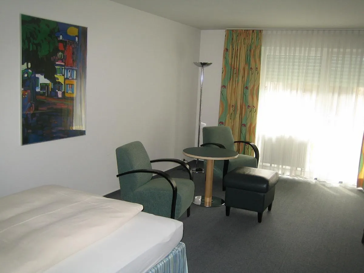 ***  Hotel Lutter ミュンヘン ドイツ