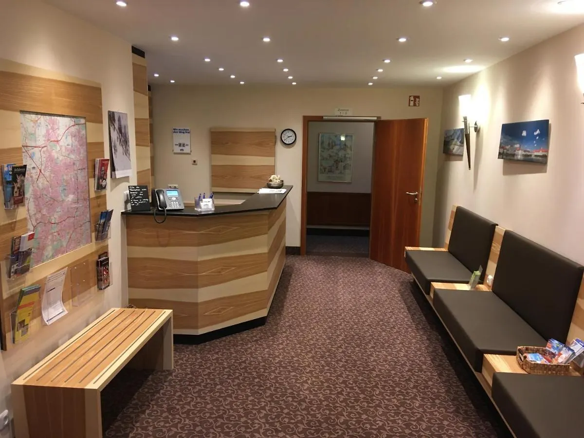 Hotel Lutter München 3*,